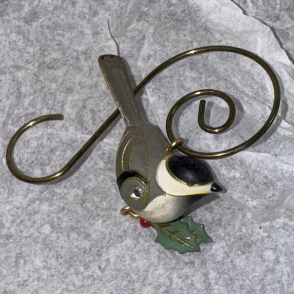 Hallmark Miniature Black-Capped Chickadee 2011 Ornament Beauty of Birds KOC RARE - Picture 7 of 13